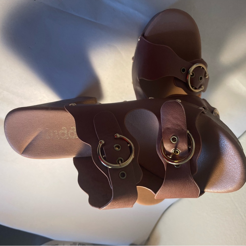 Women heels
